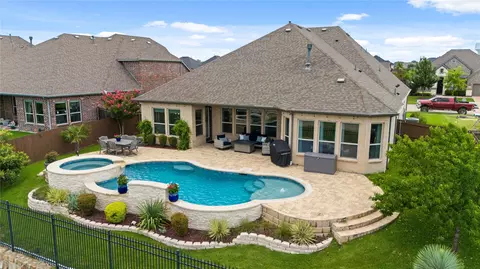 Exterior - 2809 Burgundy Trl, Rowlett, TX 75088 photo 4 of 6