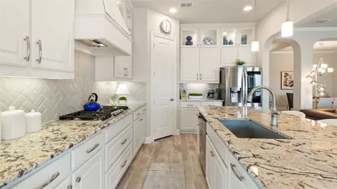 Kitchen - 2809 Burgundy Trl, Rowlett, TX 75088 photo 2 of 2