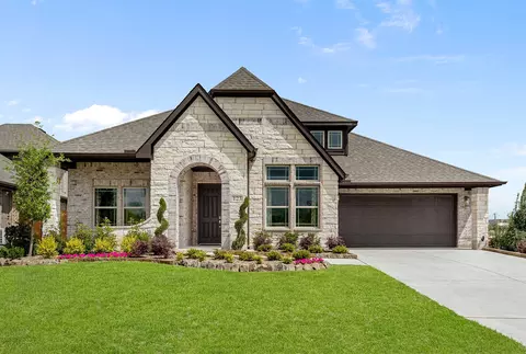 123 Emperor Oak Ct, Balch Springs, TX 75181