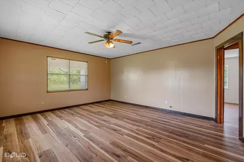 Living - 311 Rawls Rd, Coushatta, LA 71019 photo 6 of 8