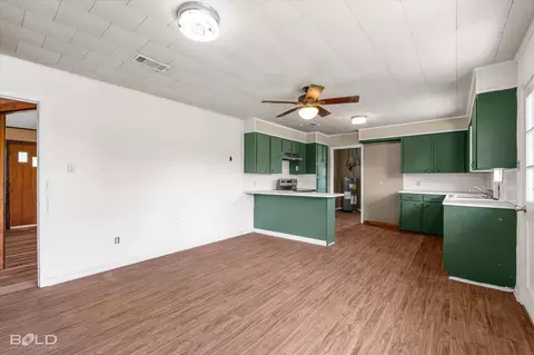 Living - 311 Rawls Rd, Coushatta, LA 71019 photo 8 of 8