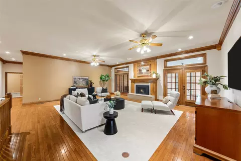 207 Baker Park Dr, Sherman, TX 75092