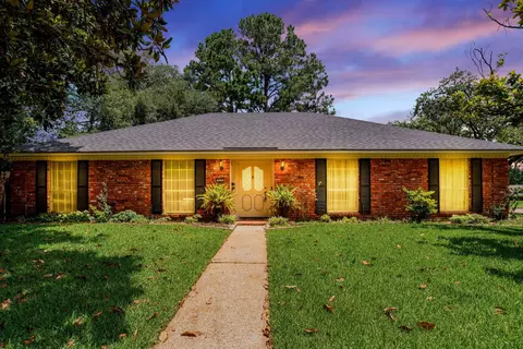 824 Captain Shreve Dr, Shreveport, LA 71105