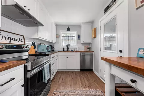Kitchen - 3017 Live Oak Ave, Waco, TX 76708 photo 1 of 3