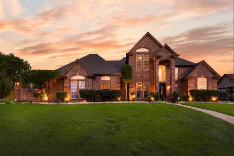 537 Estate Dr, Grand Prairie, TX 75052