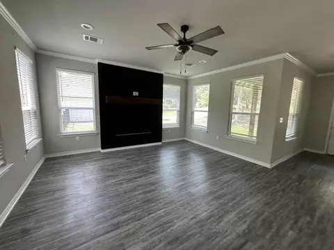 Living - 188 Vista Dr, Eustace, TX 75124 photo 1 of 3