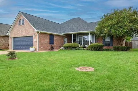 774 Hackberry Dr, Bossier City, LA 71111