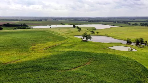 173 County Road 1341, Hillsboro, TX 76645