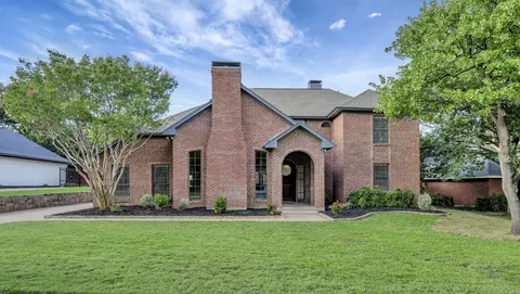 220 Pebble Beach Dr, Trophy Club, TX 76262