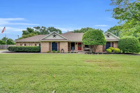 206 Josey Ln, Red Oak, TX 75154