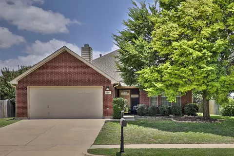 7501 Diamond Springs Trl, Fort Worth, TX 76123