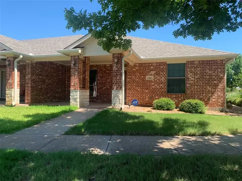 1610 Carolina St, Graham, TX 76450