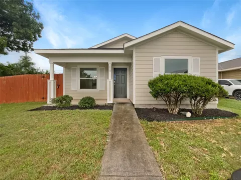 1840 Greenfield Ave, Fort Worth, TX 76102