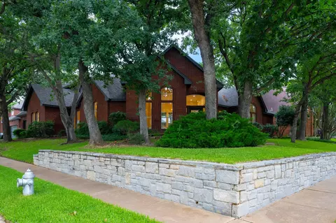1514 Smoketree Dr, Keller, TX 76248