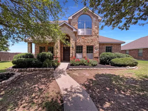 326 Orchard Pl, Red Oak, TX 75154