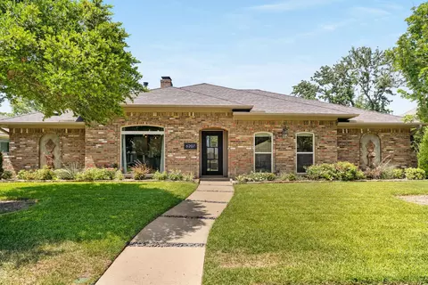 6207 Crested Butte Dr, Dallas, TX 75252