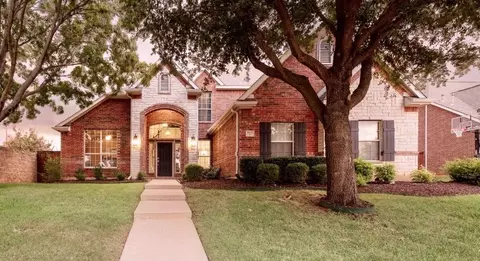 9039 Christopher St, Lantana, TX 76226