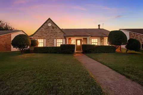 1708 Hutchinson St, Mesquite, TX 75150