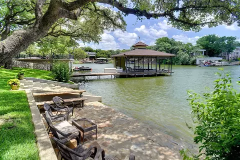 8808 Royal Harbor Ct, Fort Worth, TX 76179