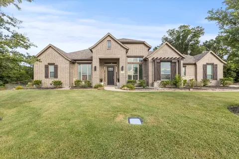 372 Stockton Dr, Van Alstyne, TX 75495