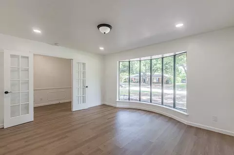 1517 Amherst Dr, Plano, TX 75075