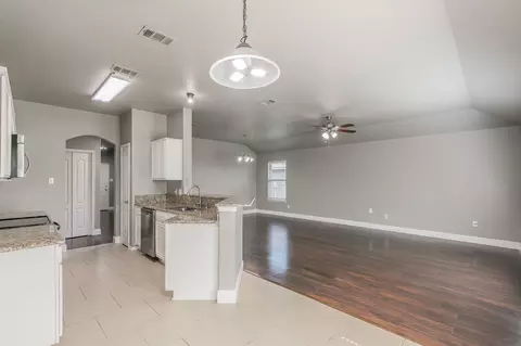 1102 David Dr, Euless, TX 76040 photo 3