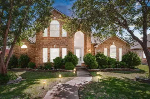 8224 Spring Valley Ln, Plano, TX 75025