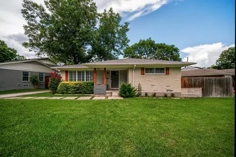 9026 Leaside Dr, Dallas, TX 75238
