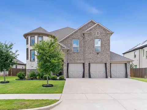 5300 Havana Dr, Mansfield, TX 76063