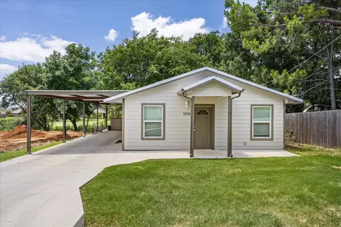 1008 Mustang Trl, Granbury, TX 76049