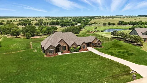12780 Cartwright Trl, Ponder, TX 76259