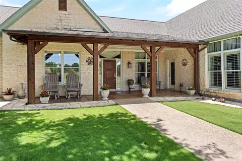 5217 Fairway Cir, Granbury, TX 76049