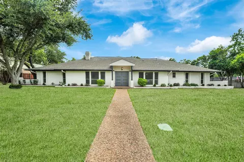 6910 Midcrest Dr, Dallas, TX 75254