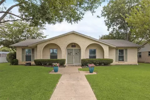 640 Silverstone Dr, Richardson, TX 75080