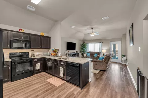917 N Fork Ranch Rd, Waco, TX 76705 photo 6
