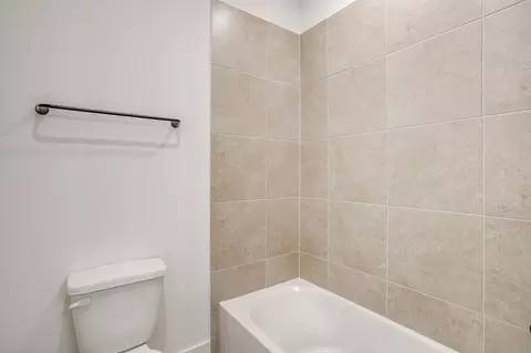 Bath - 722 Feathergrass Ct W, Haslet, TX 76052 photo 8 of 9