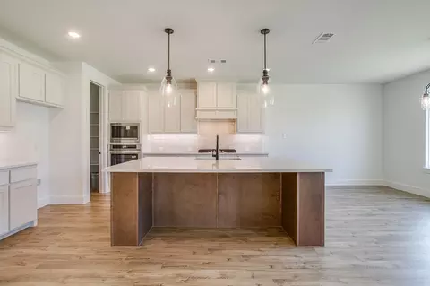 Kitchen - 722 Feathergrass Ct W, Haslet, TX 76052 photo 2 of 3