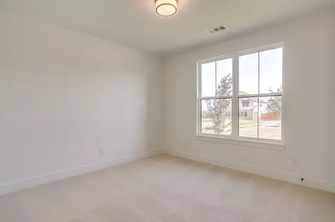 Bedroom - 722 Feathergrass Ct W, Haslet, TX 76052 photo 2 of 9