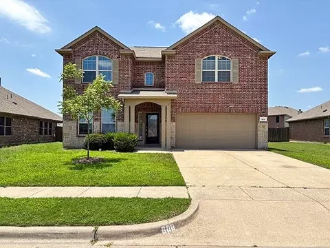 608 S Heights Dr, Crowley, TX 76036