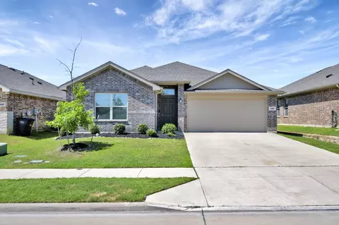 5361 Brentlawn Dr, Fort Worth, TX 76179