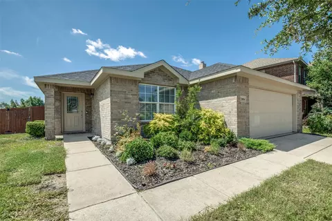 2054 Shawnee Trl, Heartland, TX 75126