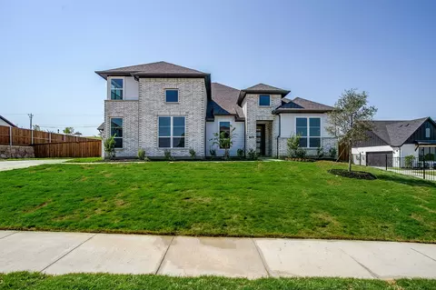 732 Feathergrass Ct W, Haslet, TX 76052