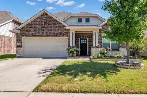 5816 Hickoryhill Rd, Watauga, TX 76148