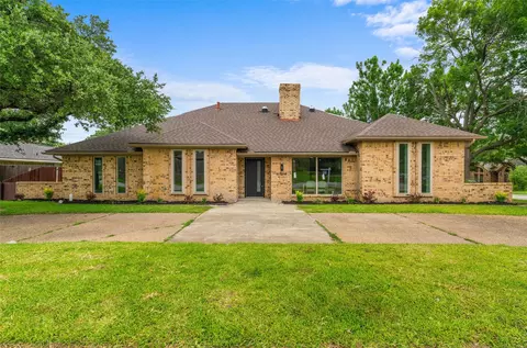 1602 Rollinghill Cir, Garland, TX 75043