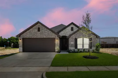 814 Misty Ln, Cleburne, TX 76033