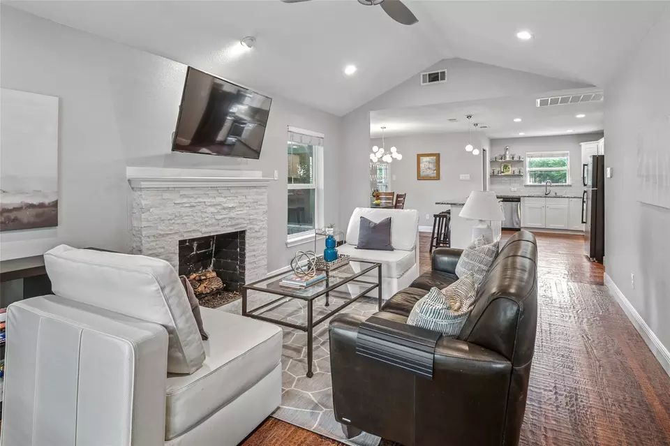  2711 El Tivoli Dr, Dallas, TX 75211 photo 7