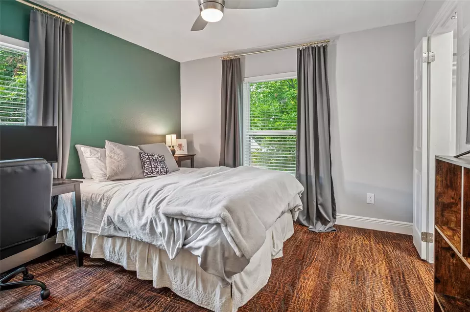  2711 El Tivoli Dr, Dallas, TX 75211 photo 20