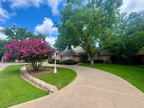 6304 Kenilworth Ct, Granbury, TX 76049