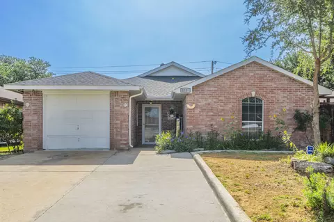 2536 Tealmont Trl, Dallas, TX 75211