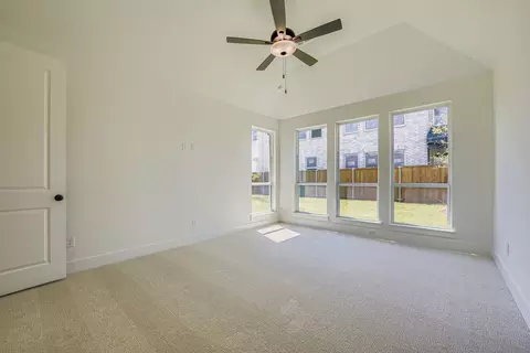 Bedroom - 920 Maple Leaf Ln, Haslet, TX 76052 photo 1 of 6